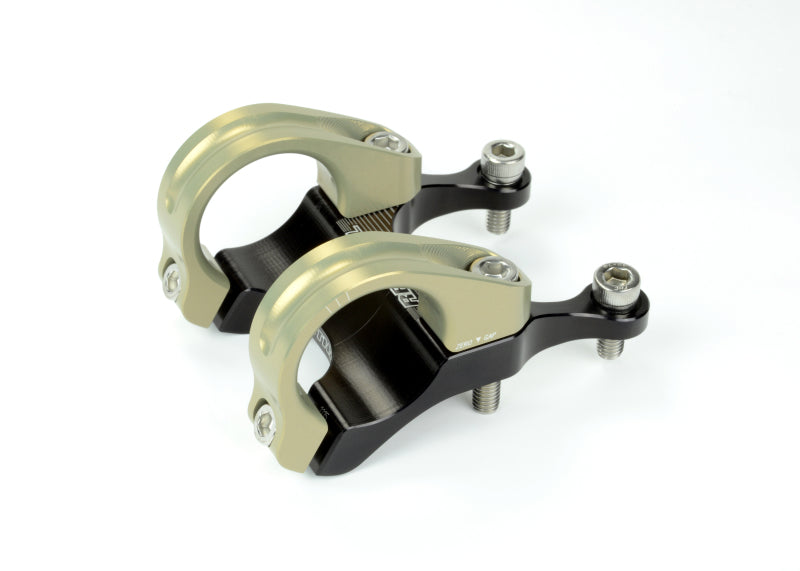 Renthal Integra II Stem. 45 mm. x 0 mm. - Aluminum Gold/Black Triple Clamp / Trees Renthal