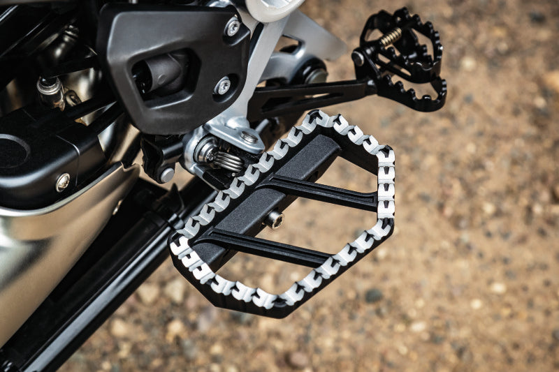 Kuryakyn Splined Peg Adapter Bmw Blk Footpegs Kuryakyn