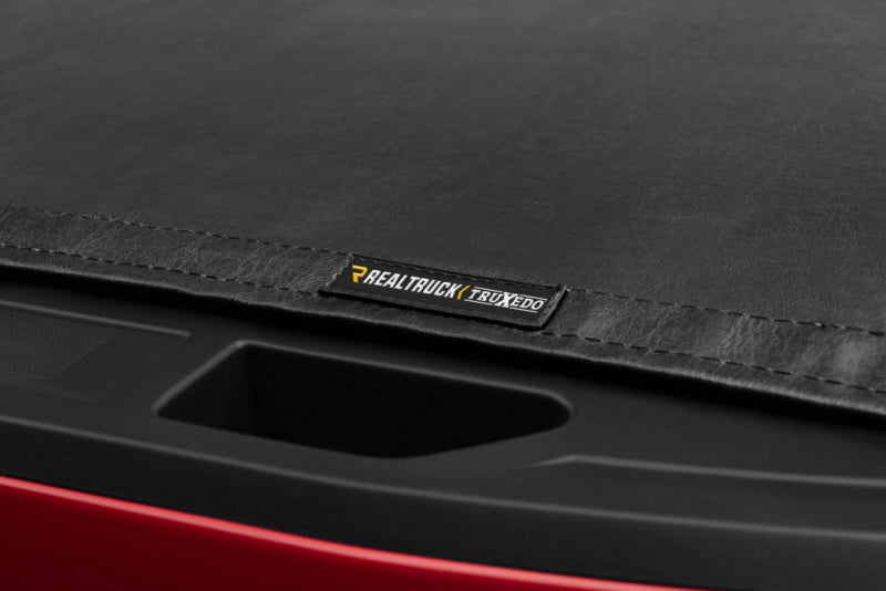 Truxedo 19-20 GMC Sierra & Chevrolet Silverado 1500 (New Body) 5ft 8in Sentry Bed Cover Bed Covers - Roll Up Truxedo