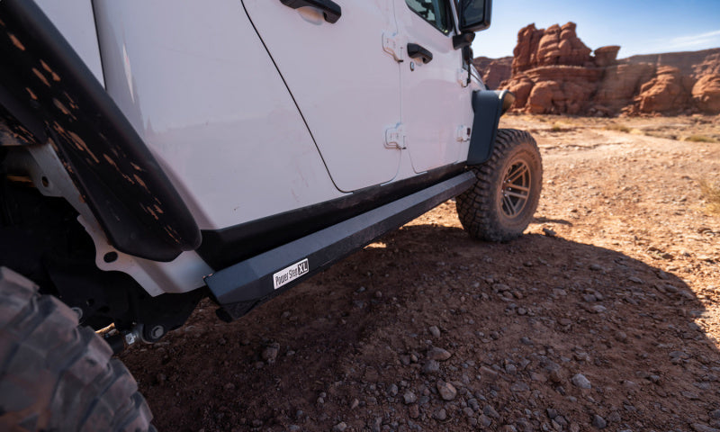 AMP Research 20-24 Jeep JT Gladiator (Launch/Overlnd/Rubicon/Sport/Sport S) PowerStep XL - Black Running Boards AMP Research