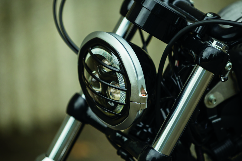 Kuryakyn Dillinger Headlight Trim 5-3/4 Sil Bolts Kuryakyn