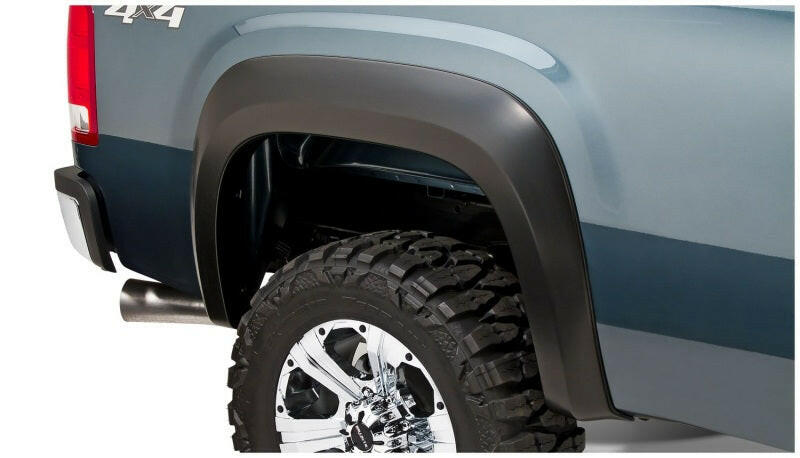 Bushwacker 07-13 GMC Sierra 1500 Fleetside Extend-A-Fender Style Flares 2pc 78.7/97.6in Bed - Black Fender Flares Bushwacker