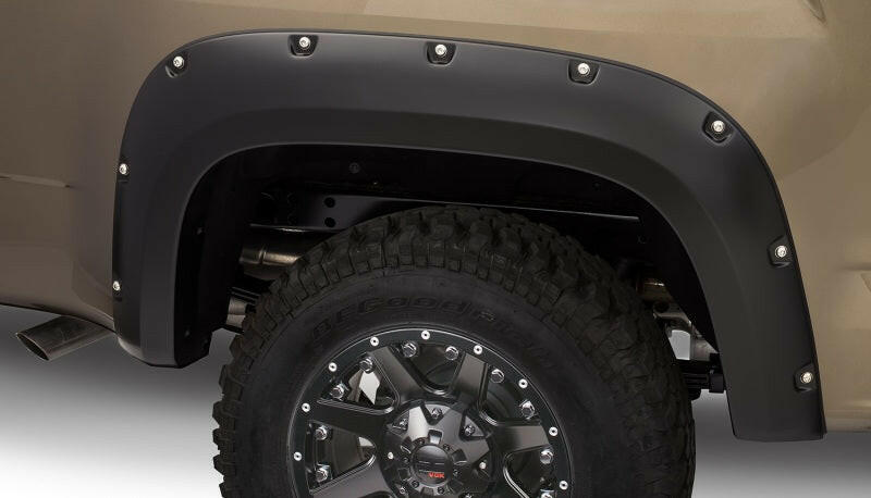 Bushwacker 15-18 GMC Canyon Pocket Style Flares 4pc 5ft Bed - Black Fender Flares Bushwacker