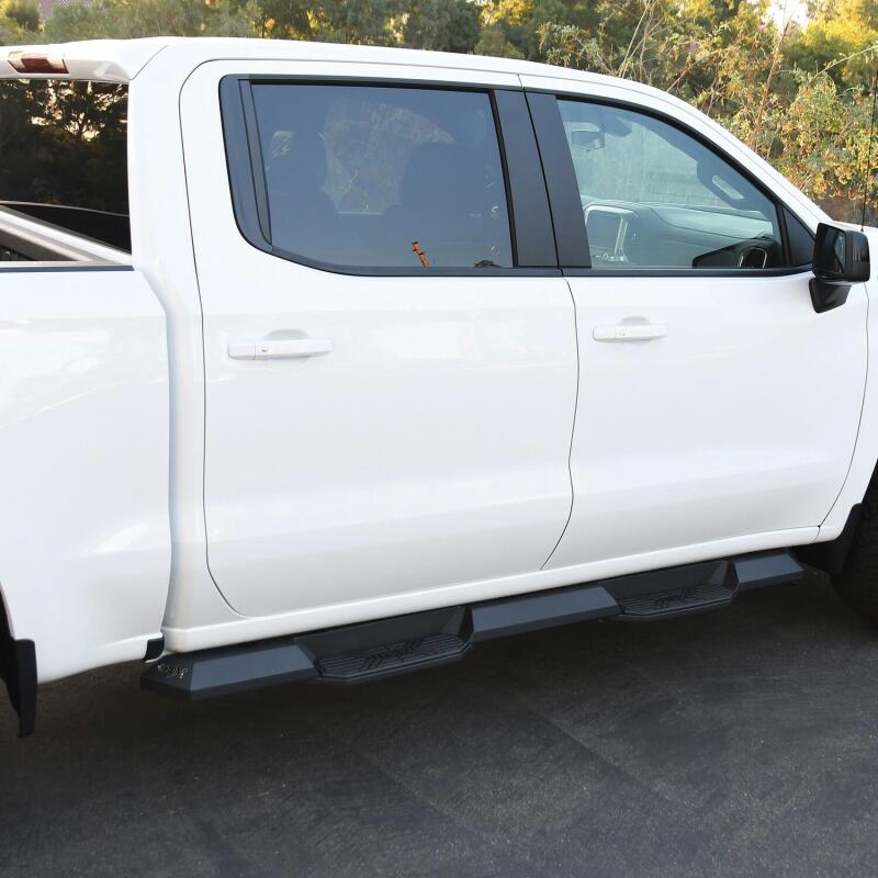 Westin 2019 Chevrolet Silverado/Sierra 1500 Crew Cab Xtreme Nerf Step Bars - Textured Black Nerf Bars Westin
