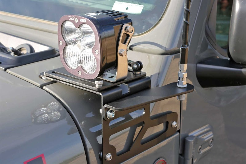 Fabtech 18-21 Jeep JL/JT Antenna Light Bracket Kit (Adjustable) Light Mounts Fabtech