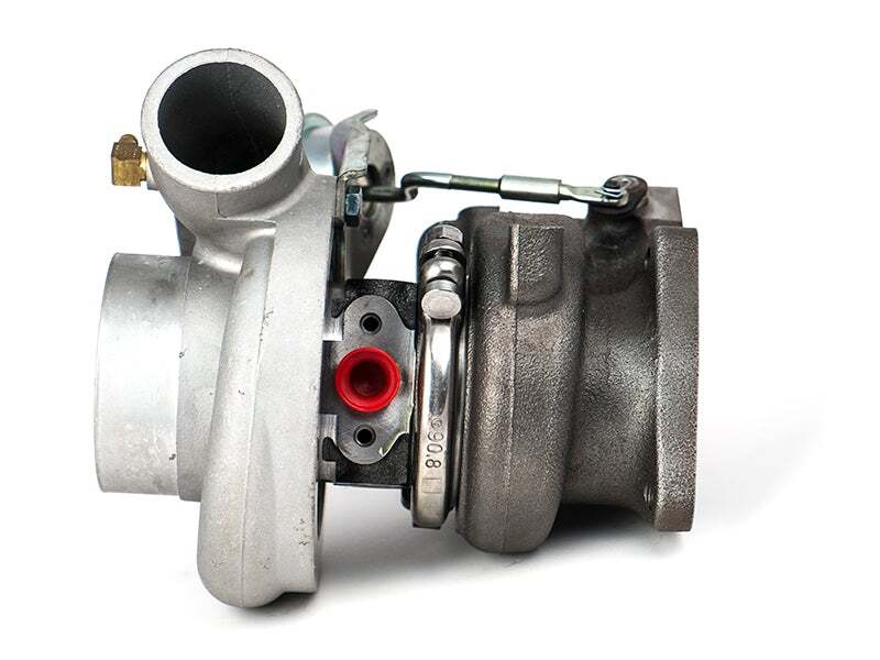 Forced Performance DSM Flanged Vehicle Red UHF Turbo 84mm Black Turbine Housing WG on O2 (D/S Only) Turbochargers Forced Performance