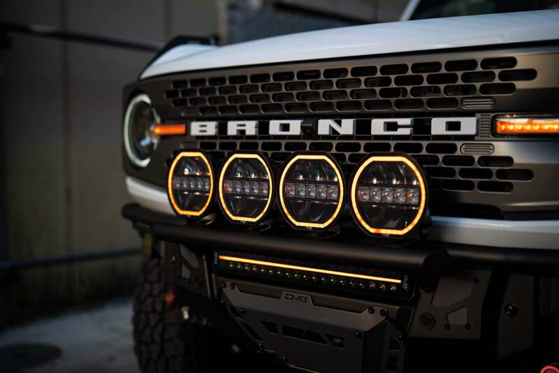 DV8 Offroad Elite Series 20in Dual Row Light Bar w/ Accent Light Light Bars & Cubes DV8 Offroad