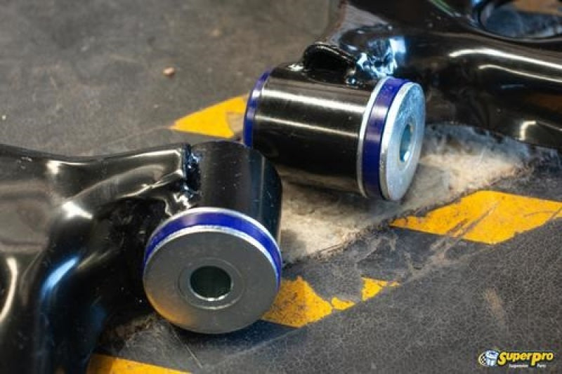 SuperPro 2016 Honda Civic EX Front Lower Control Arm Set w/ Bushings Control Arms Superpro