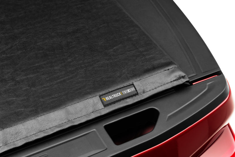 Truxedo 2019 GMC Sierra 1500 & Chevrolet Silverado 1500 (New Body) 5ft 8in Deuce Bed Cover Bed Covers - Folding Truxedo
