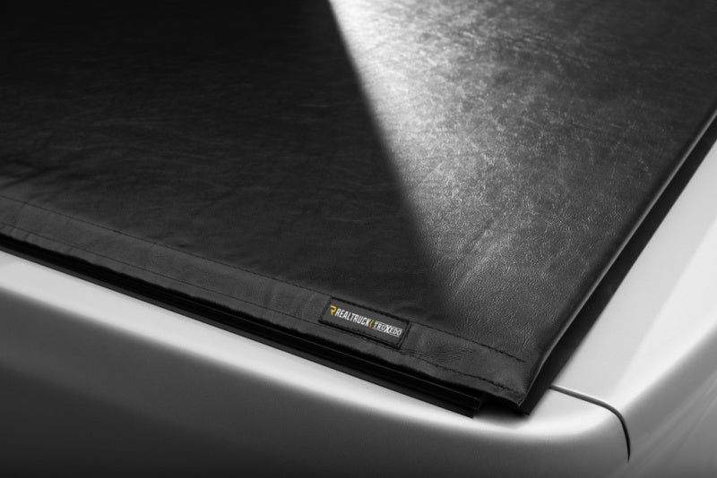 Cubierta para caja de 5 pies Truxedo 22+ Nissan Frontier Lo Pro