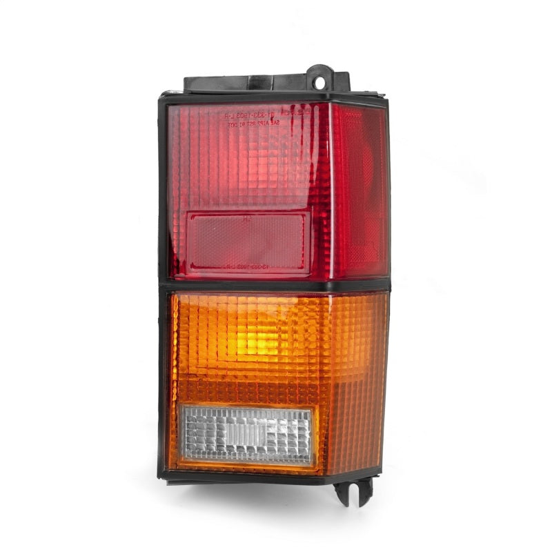 Omix Right Tail Lamp 84-96 Jeep Cherokee (XJ) Tail Lights OMIX