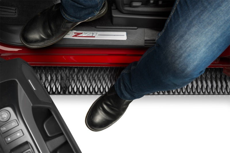 N-Fab Growler Fleet 07-18 Chevy/GMC 1500 / 08-10 Chevy/GMC 2500 Crew Cab - Cab Length - Tex. Black Running Boards N-Fab