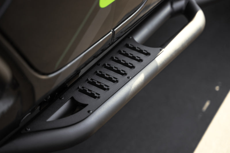 DV8 Offroad 18-23 Jeep Wrangler JL 4 Door Body/Pinch Weld Mounted Step Side Steps DV8 Offroad