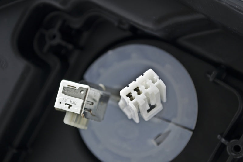 Hella 12-18 Audi A6/S6 W/O Auto Lvl Headlamp Xenon Lh Driving Lights Hella