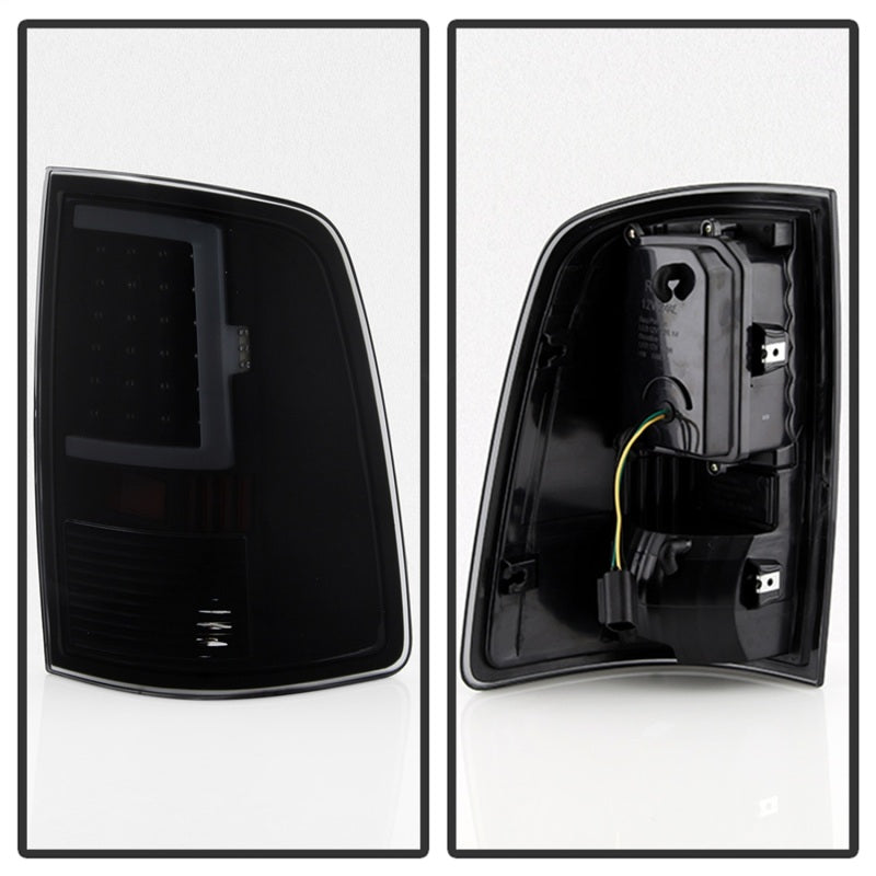 xTune 13-18 Dodge Ram 1500 (LED Model Only) LED Tail Lights - Blk Smk (ALT-ON-DRAM13V2-LBLED-BSM) Tail Lights SPYDER
