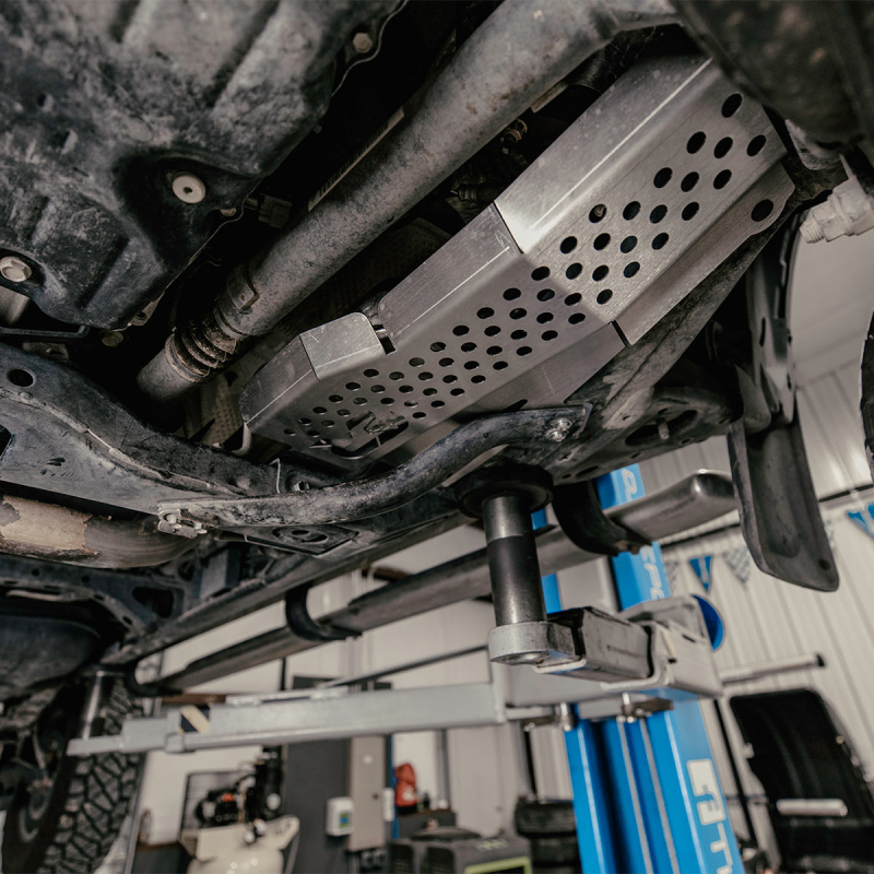 Cali Raised 16-23 Toyota Tacoma Catalytic Converter Shield Fits - 2Wd 6 Cylinder Heat Shields Cali Raised LED