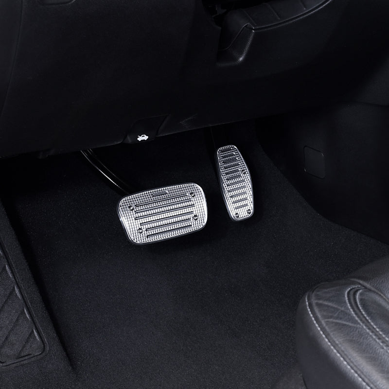 Putco 2020 RAM HD 2500/3500 (Kit) Incl Accelerator / Brake Liquid Pedals - Track Design Pedals Putco