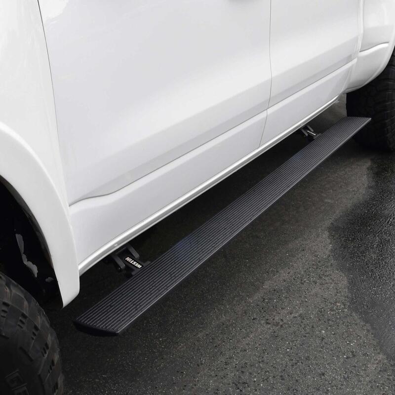 Westin 19-25 RAM 1500 Crew Cab (Excl. 2019+ 1500 Clsc.) Pro-e Running Boards - Tex. Blk Running Boards Westin