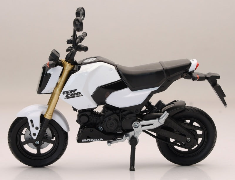 New Ray Toys Honda Grom Street Bike/ Scale - 1:12 Toys New Ray Toys