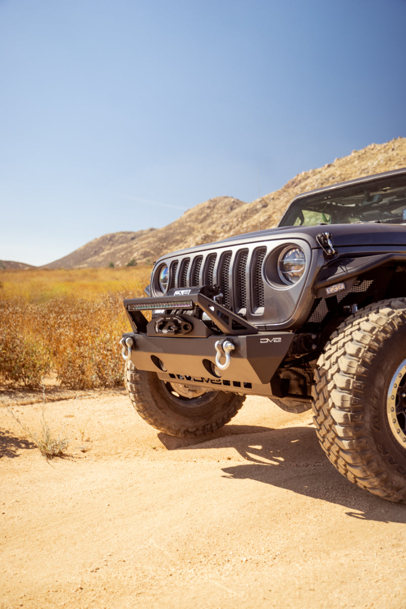 DV8 Offroad 07-23 Jeep Wrangler/Gladiator JT/JK/JL FS-25 Stubby Front Bumper w/Plated Bull Bar Bumpers - Steel DV8 Offroad
