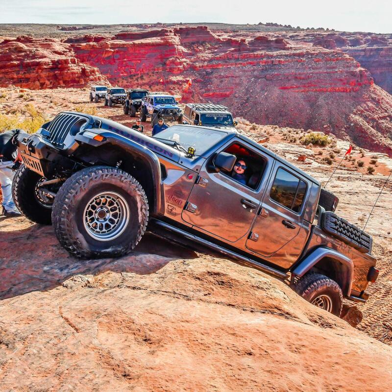 Superwinch Recovery Traction Boards - Black - Pair Tow Straps Superwinch