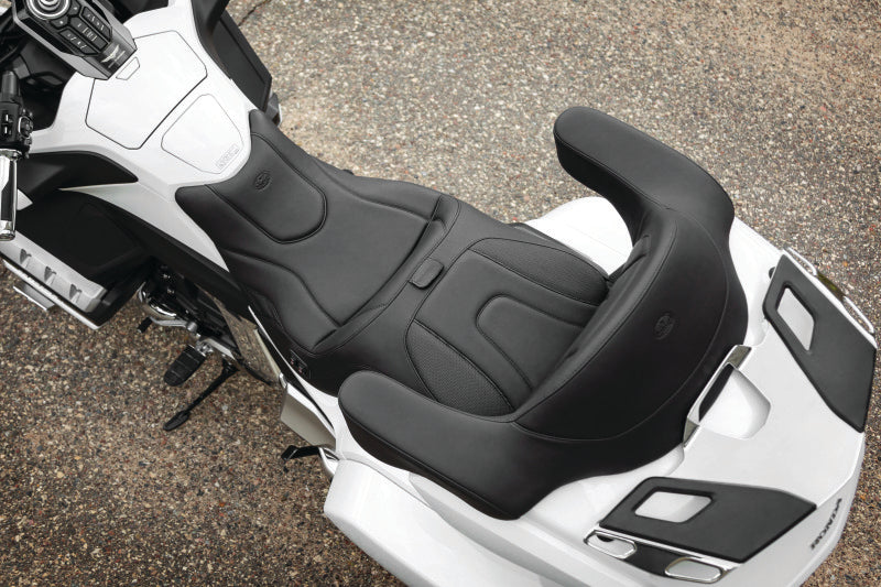 Mustang 18-19 Honda Gold Wing GL1800 Standard Touring 1PC Seat w/ Driver Backrest - Black One-Piece Motorcycle Seats Mustang Motorcycle
