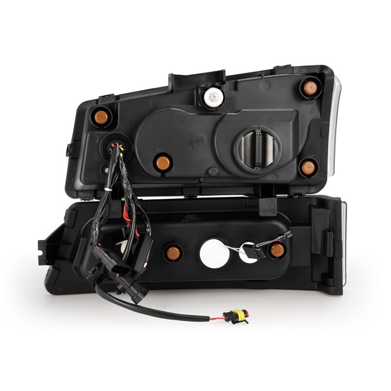 AlphaRex 03-06 Chevy Silverado 1500/2500HD/3500HD/Avalanche Black NOVA LED Proj Headlights Headlights AlphaRex