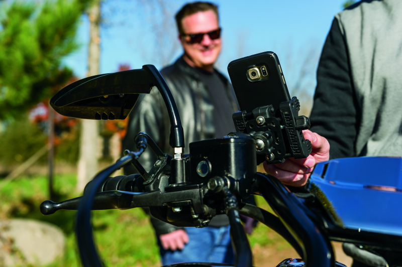 Kuryakyn Tech Connect Perch Mount Black Standard Phone Holders Kuryakyn