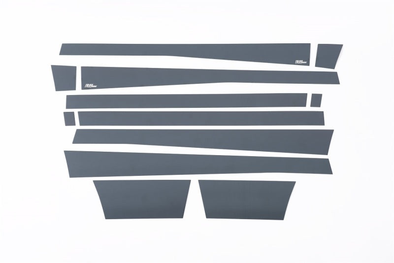 Putco 10-18 RAM 2500/3500 Crew Cab 8ft- 5.5in w/o Factory Flares 12pcs Black Platinum Rocker Panels Body Armor & Rock Rails Putco