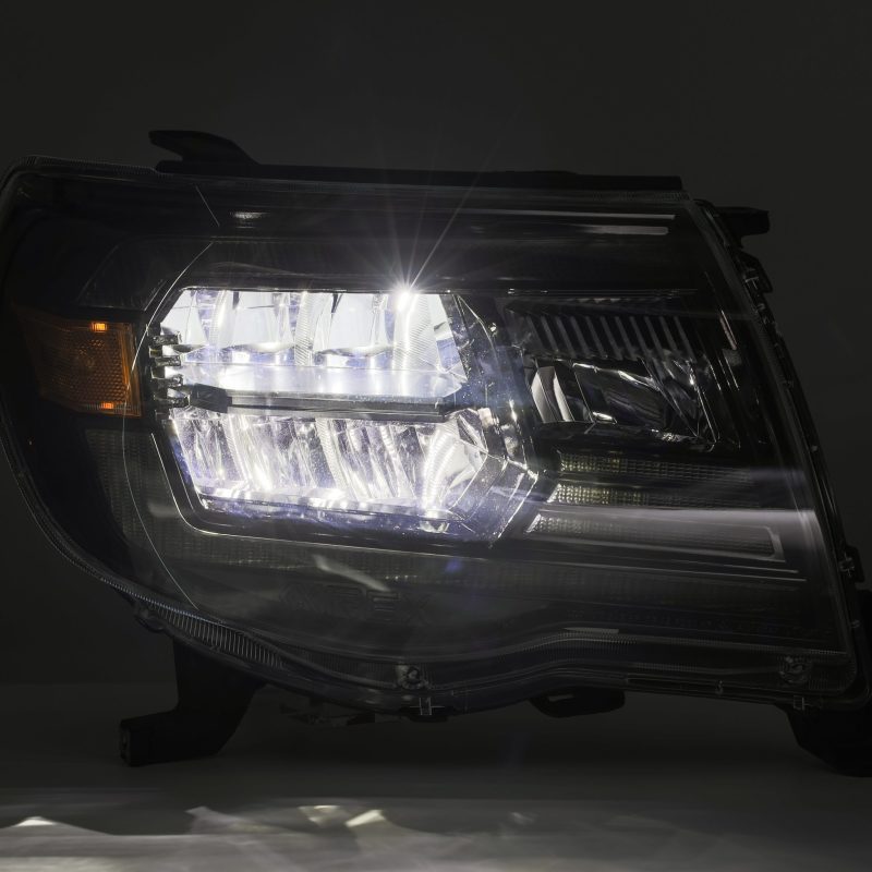 AlphaRex 05-11 Toyota Tacoma LUXX Crystal Headlights Plank Style Chrome w/Activation Light/DRL Headlights AlphaRex