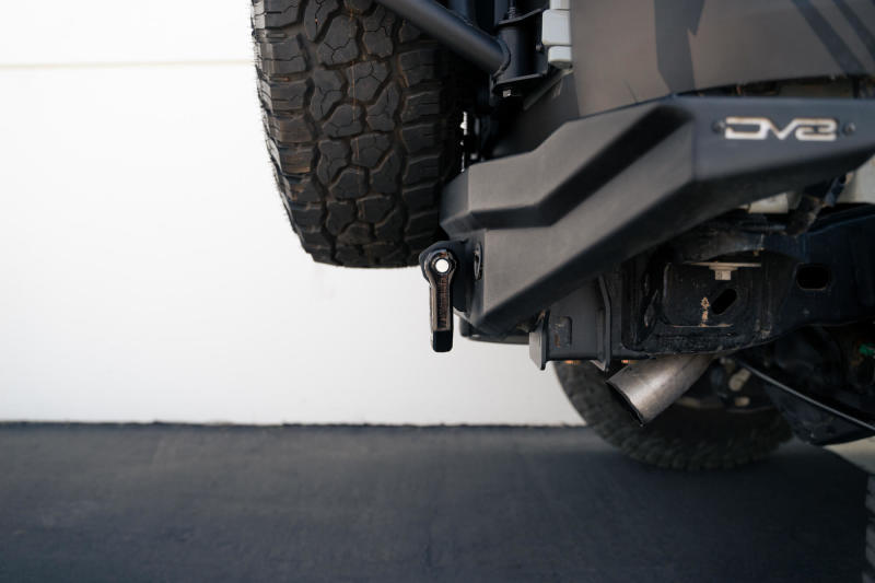 DV8 Offroad Elite Series D-Ring Shackles - Pair (Gray) Bumper Accessories DV8 Offroad