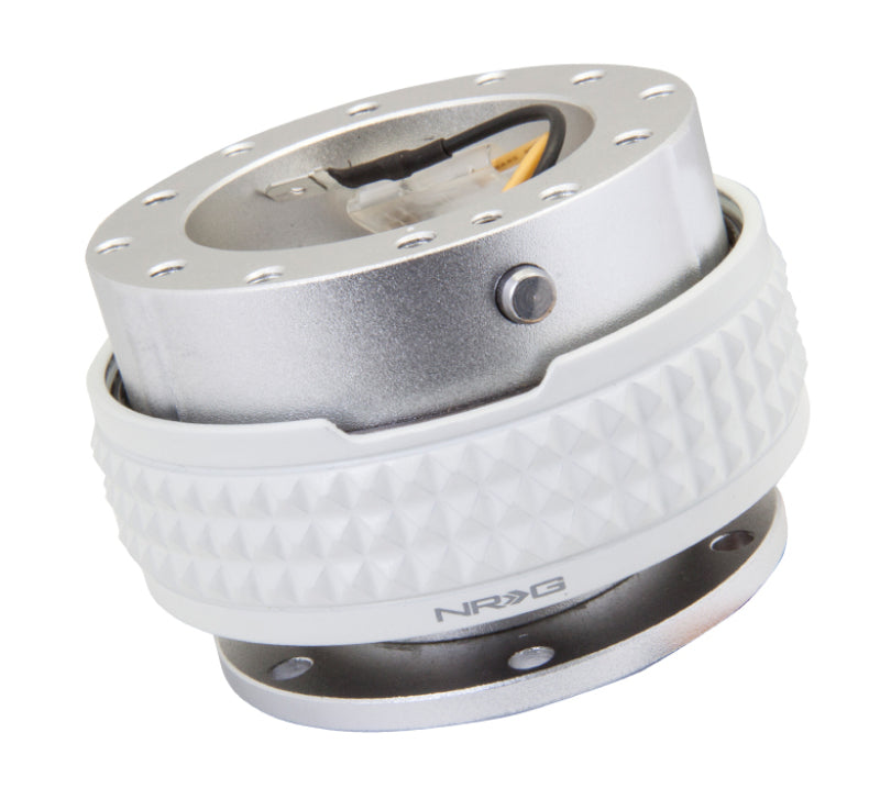 NRG Quick Release Kit - Pyramid Edition - Silver Body / Glow In The Dark Pyramid Ring Quick Release Adapters NRG