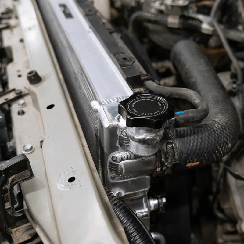 Mishimoto High-Pressure 1.3 Bar Radiator Cap Small Non-Directional Radiator Caps Mishimoto