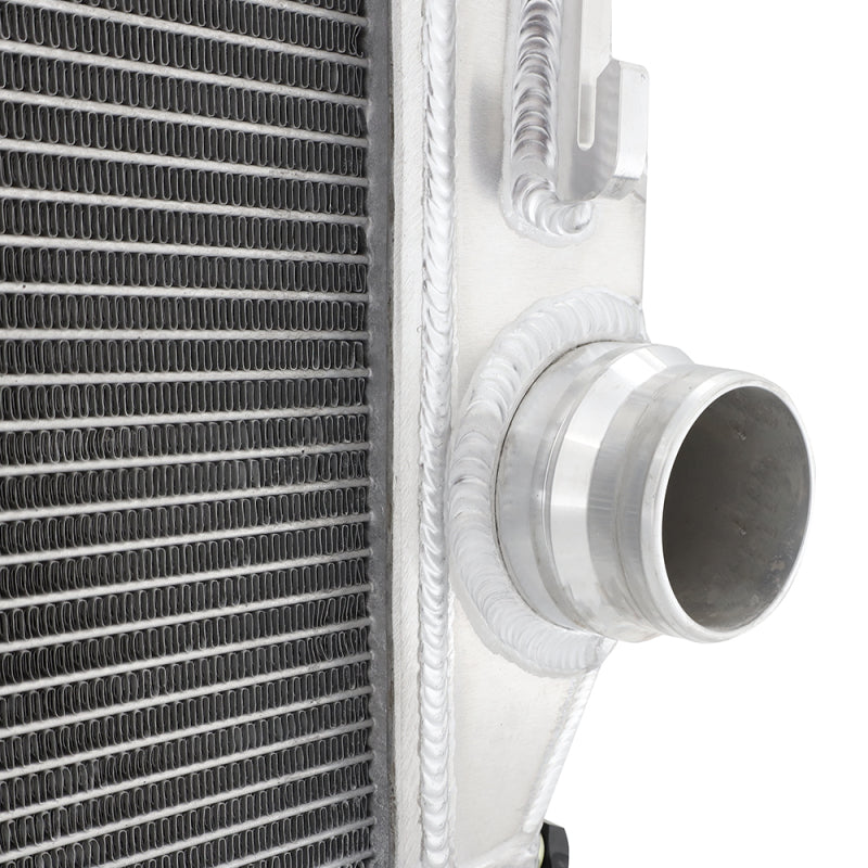 Mishimoto 17-19 Chevrolet/GMC 6.6 L5p Duramax Radiator Radiators Mishimoto