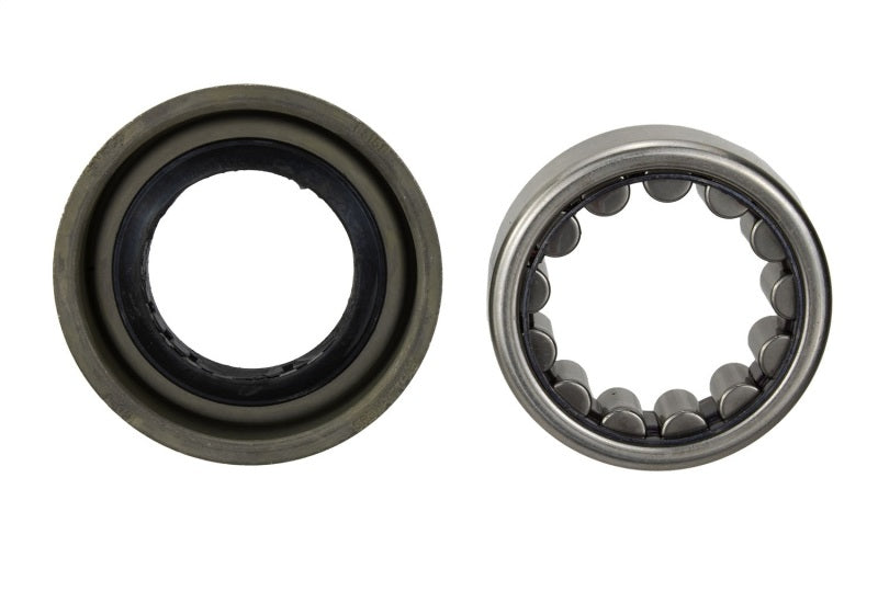 Ford Racing 8.8in Axle Bearing and Seal Kit Axle Seals Ford Racing