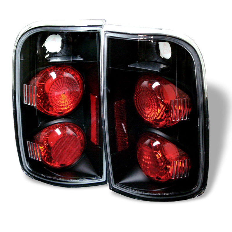 Spyder Chevy Blazer 95-05/Oldsmobile Bravada 96-01 Euro Tail Lights Blk ALT-YD-CB95-BK Tail Lights SPYDER