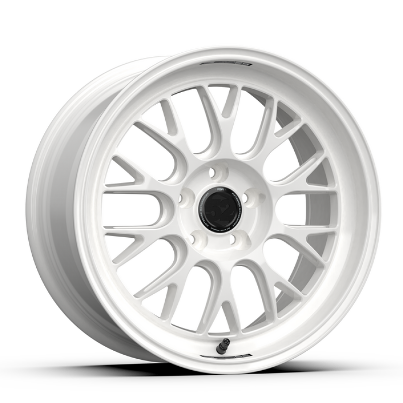 fifteen52 Holeshot RSR 18x9.5 5x114.3 38mm ET 73.1mm Center Bore Rally White Wheels - Cast fifteen52