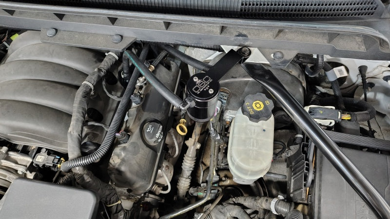 J&L 14-18 Chevy Silverado 1500 / 14-18 GMC Sierra 1500 4.3L V6 Oil Separator - Black Anodized Oil Separators J&L