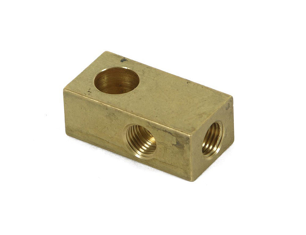 T-Brake Adapter Fitting AN-NPT Fittings and Components Earl's Performance