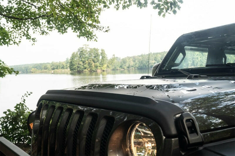 Bushwacker 18-19 Jeep Wrangler Rubicon/Sport//Unlimited/Sport S Hood Stone Guard- Black Body Armor & Rock Rails Bushwacker