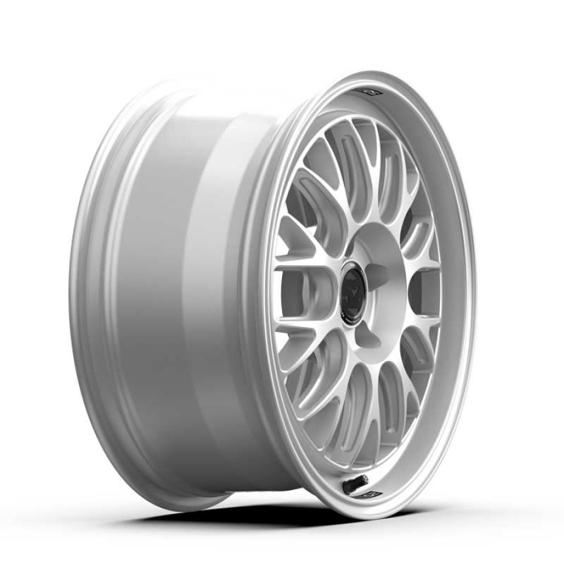 fifteen52 Holeshot RSR 18x8.5 5x112 42mm ET 57.1mm Center Bore Radiant Silver Wheels - Cast fifteen52