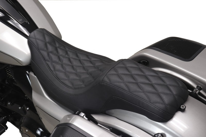 Mustang 23-25 HD Dble Diamond Low Squareback CVO Road Glide (ST), Rd Glide and Str Glide Black Passenger Motorcycle Seats Mustang Motorcycle