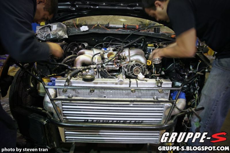 Mishimoto Universal Silver G Line Bar & Plate Intercooler Overall Size: 24.5x11.75x3 Core Size: 17.5 Intercoolers Mishimoto