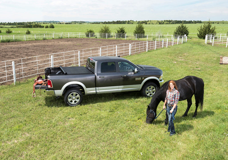 Truxedo 14-18 GMC Sierra & Chevrolet Silverado 1500 5ft 8in TruXport Bed Cover Bed Covers - Roll Up Truxedo