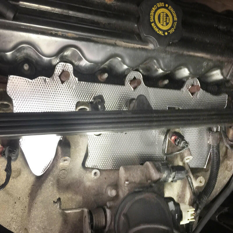 DEI Fuel Rail and Injecter Cover Jeep 1997 - 2004 4.0L Engine Heat Shields DEI