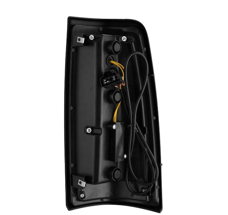 AlphaRex 99-06 Chevrolet Silverado/99-06 GMC Sierra LUXX-Series LED Tail Lights - Black/Red Wiring Connectors AlphaRex