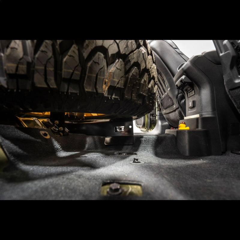 Skyjacker 07-18 Jeep Wrangler JK Spare Tire Carrier Kit W/ Adjustable Brackets Brackets Skyjacker