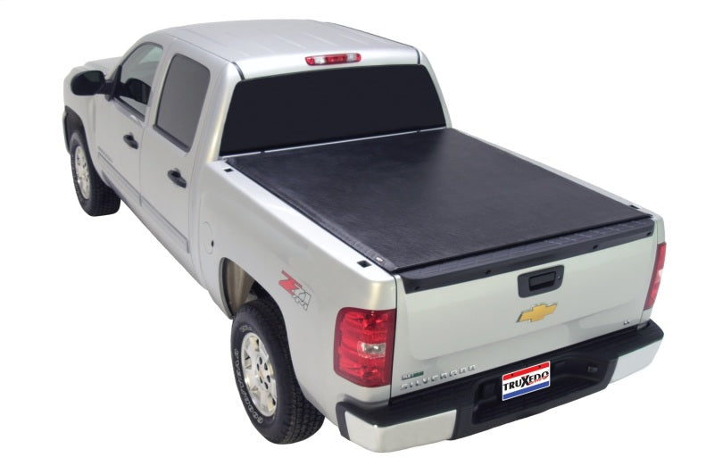 Truxedo 07-13 GMC Sierra & Chevrolet Silverado 1500/2500/3500 6ft 6in Lo Pro Bed Cover Bed Covers - Roll Up Truxedo