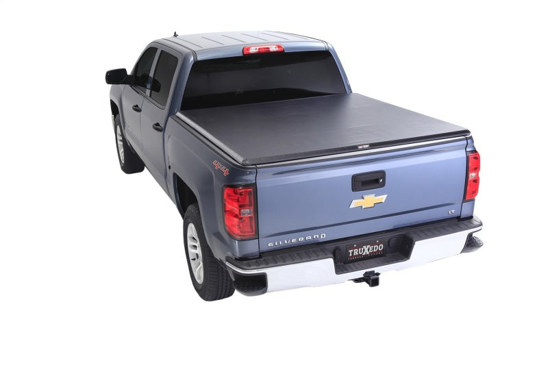 Truxedo 14-18 GMC Sierra & Chevrolet Silverado 1500 5ft 8in TruXport Bed Cover Bed Covers - Roll Up Truxedo