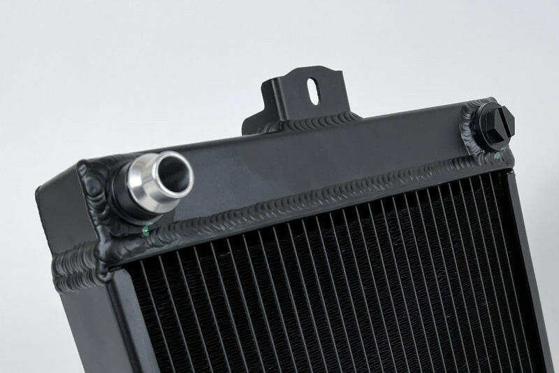 CSF BMW F8X M3/M4/M2C Auxiliary Radiators w/ Rock Guards (Sold Individually - Fits Left and Right Radiators CSF
